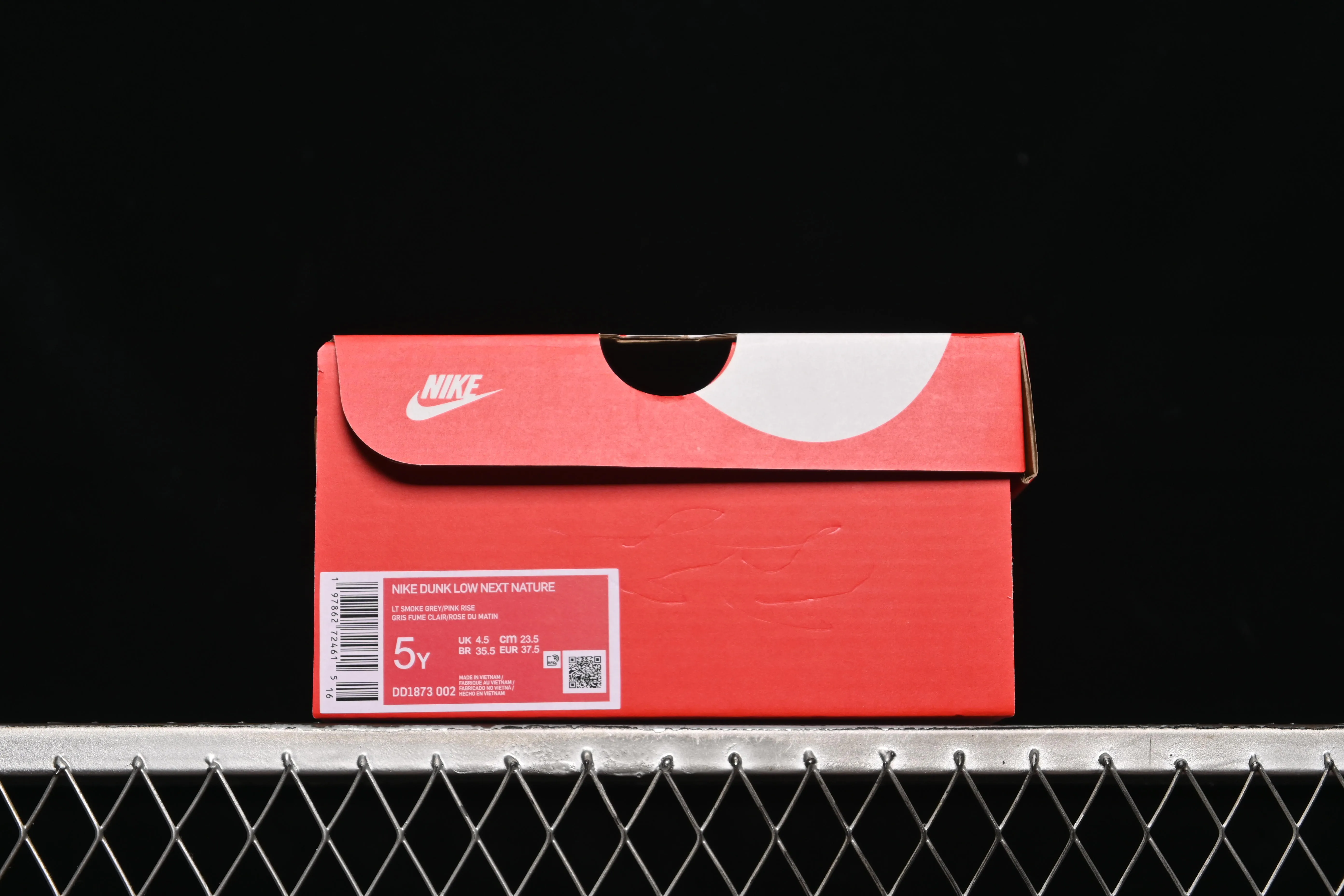All categories Nk SB Dunk series Nk SB Dunk Low low-top sneakers Nike SB Dunk Low gray pink low-top casual sneakers DD1873-002